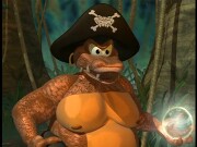 Kaptain Skurvy, holding the Crystal Coconut.