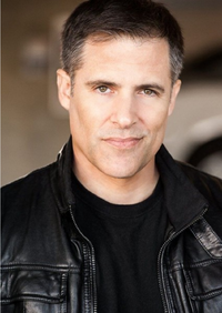 Owen Thomas.png