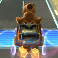 MK8 Tanooki Mario Trick2.png