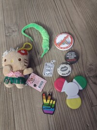Bn-trinkets.jpg