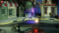Polterkitty attacking Luigi.png