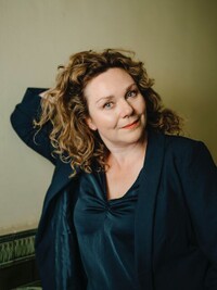 Marianne Graffam.jpg