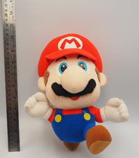 Mario Banpresto DX running plush.png