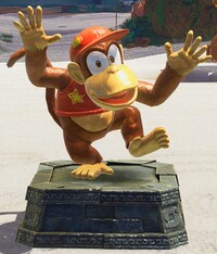 DKB Diddy Kong Statue.jpg