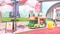 Yoshi's Peach Stadium plaza cake.jpg