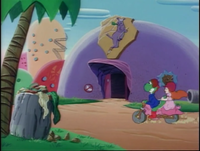 YoshiAndPeachOnBike.png